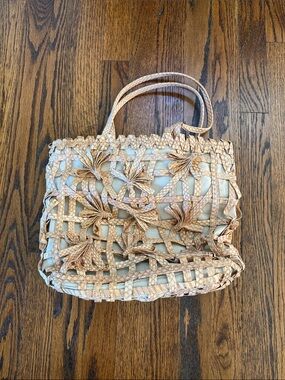 Neiman Marcus Women’s Vintage Beige Woven Floral Overlay Tote